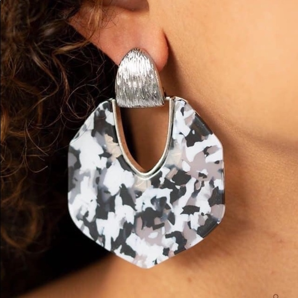 Earrings and necklace set/ nickel and lead free